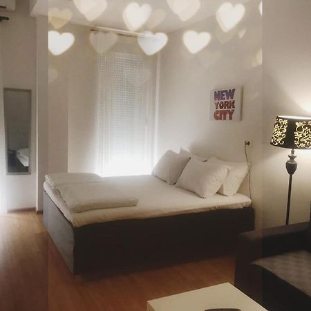 מוסטר Apartment Megi מראה חיצוני תמונה