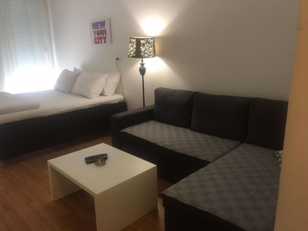 מוסטר Apartment Megi מראה חיצוני תמונה