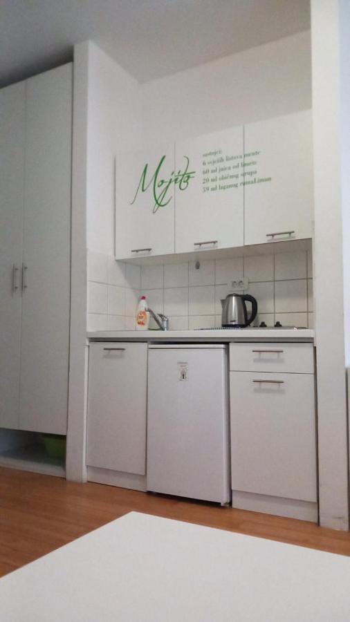 מוסטר Apartment Megi מראה חיצוני תמונה